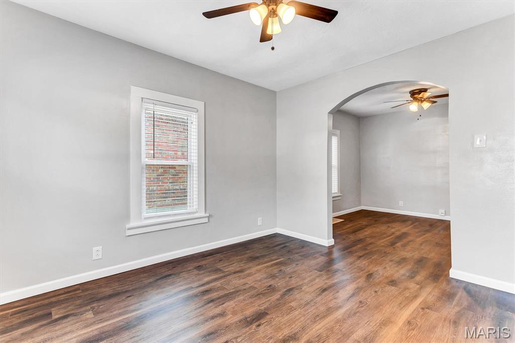 7048 Lansdowne Avenue