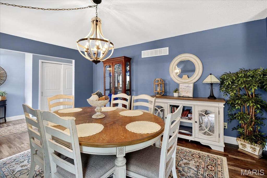 1009 Dutch Mill Drive