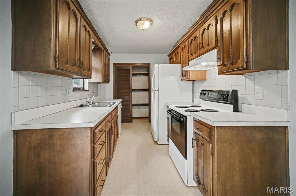 Camelot - Residential