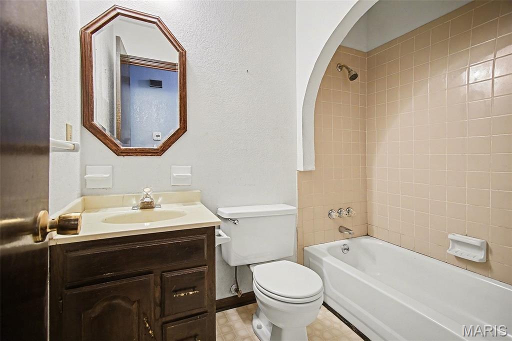 Camelot - Residential