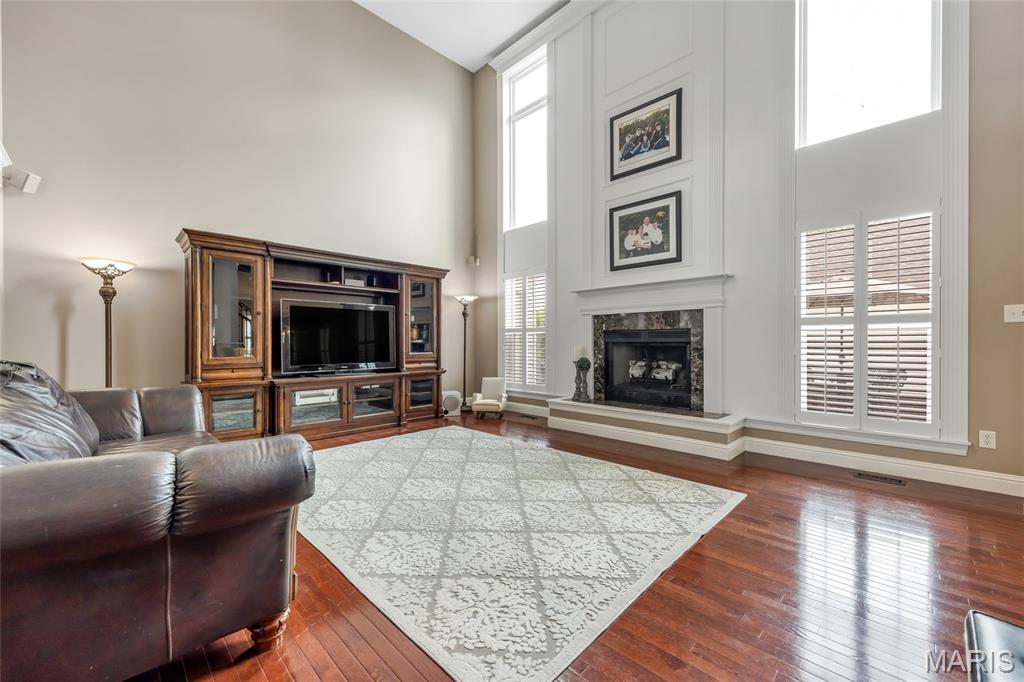 Madison Park Manor - Residential