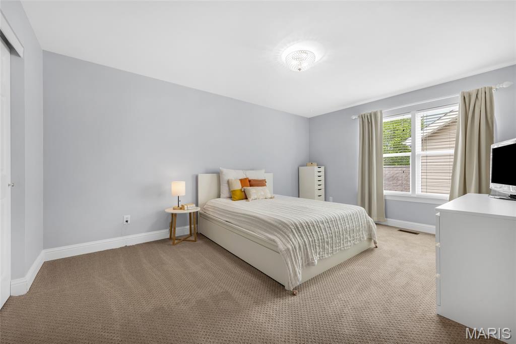 Madison Park Manor - Residential