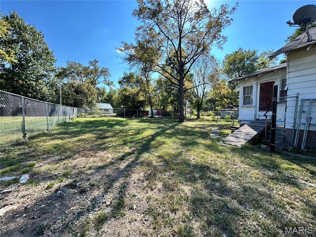 Virginia B Curtis - Residential