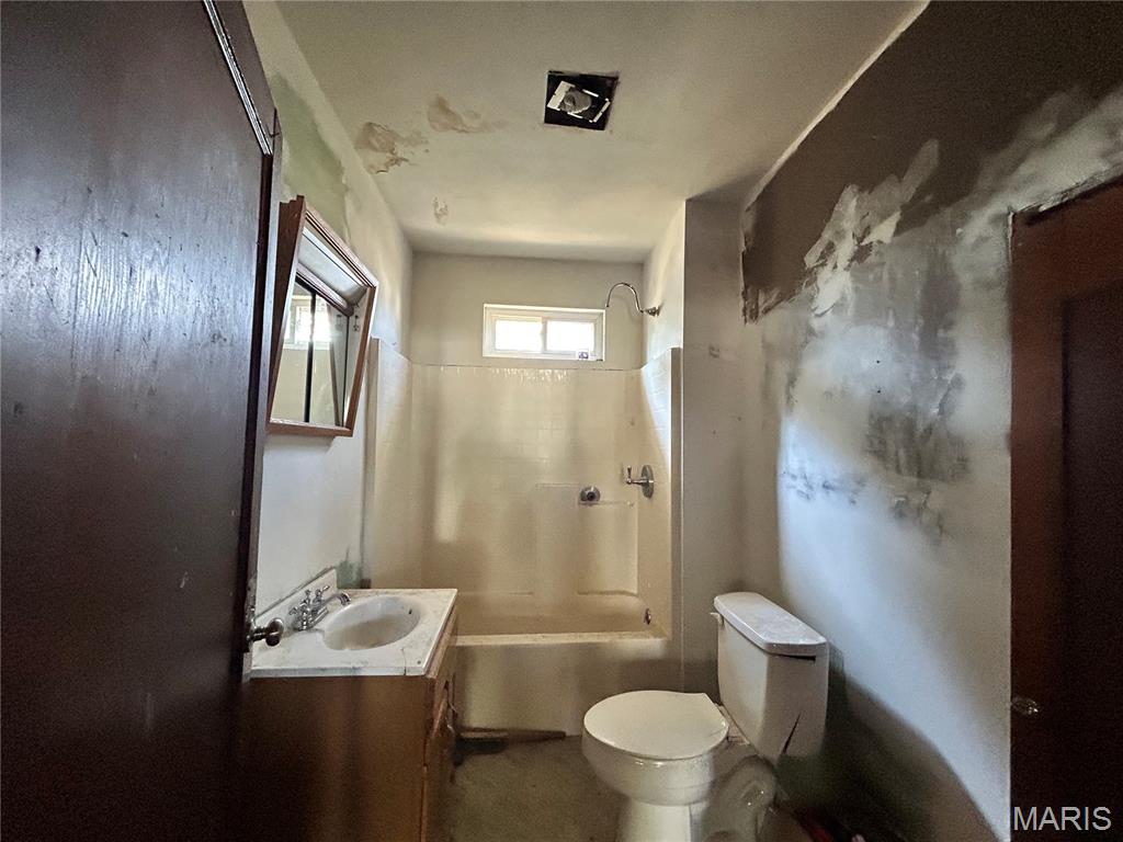 Virginia B Curtis - Residential