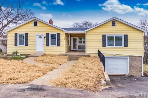 1756 Old Lemay Ferry Road Arnold MO 63010