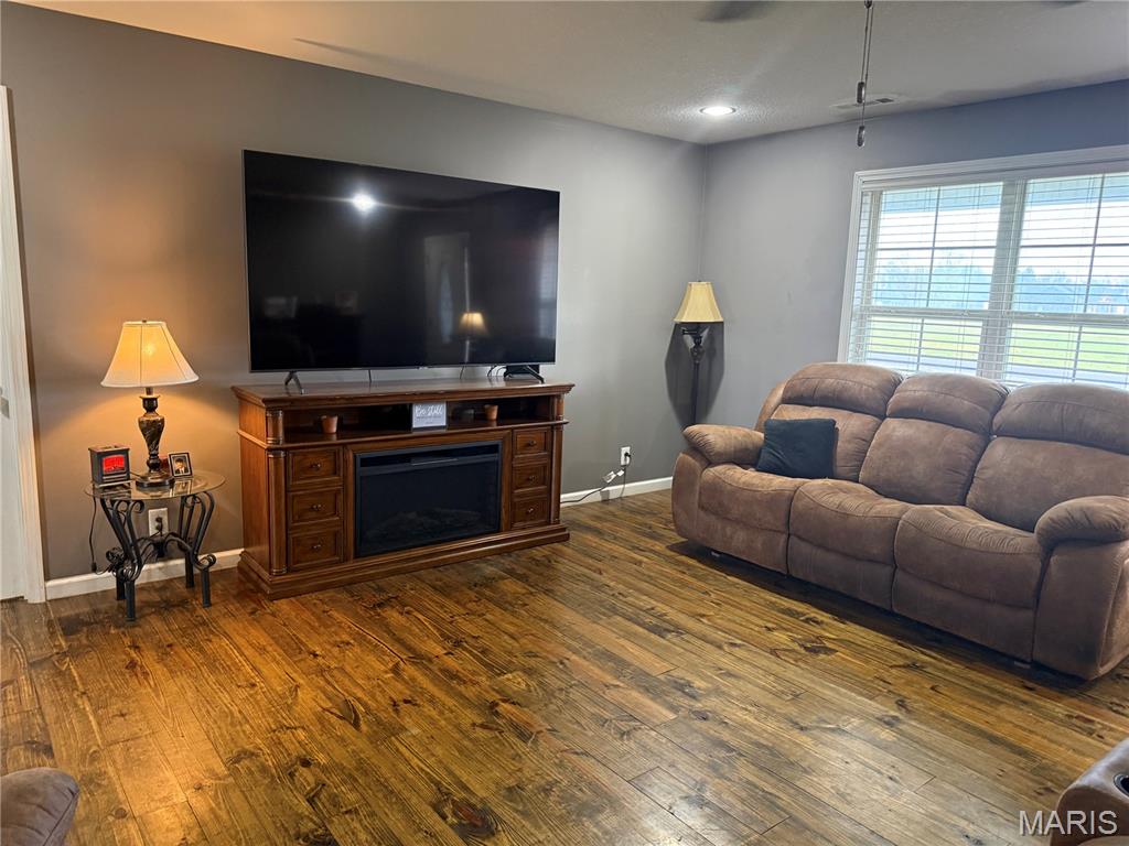 MORGAN - Residential