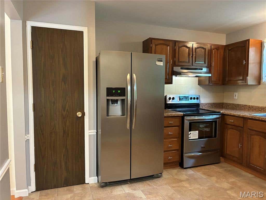 Photo of 124 Conway Cove Drive, Chesterfield, MO 63017 (MLS # 26046356)