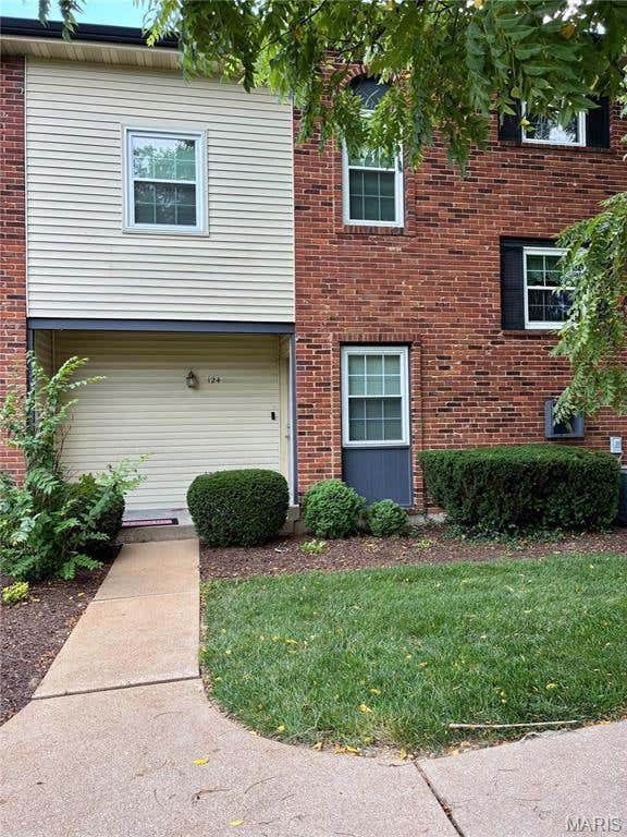Photo of 124 Conway Cove Drive, Chesterfield, MO 63017 (MLS # 26046356)