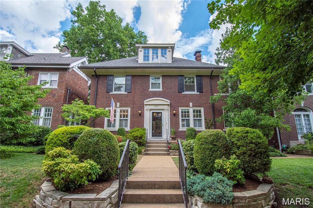 Photo of 6637 Waterman Avenue, University City, MO 63130 (MLS # 26029087)