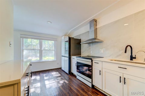 Tiny photo for 1008 Woodgate Drive, Kirkwood, MO 63122 (MLS # 26038452)