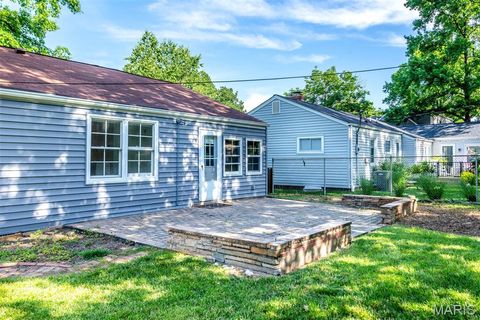 Tiny photo for 1008 Woodgate Drive, Kirkwood, MO 63122 (MLS # 26038452)