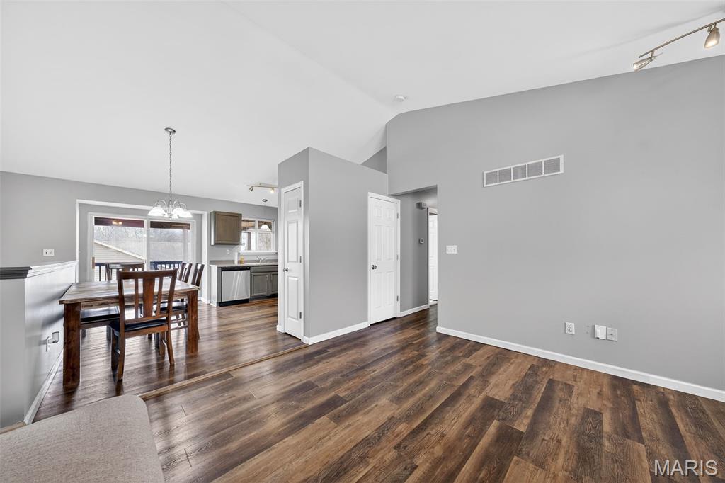 Eagles Bluff - Residential