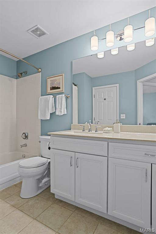 Villas At Chesterfield Bluffs One - Residential