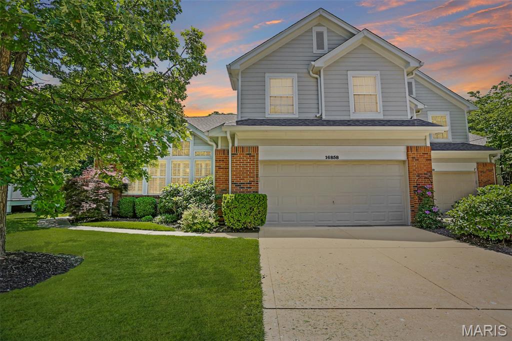 Villas At Chesterfield Bluffs One - Residential