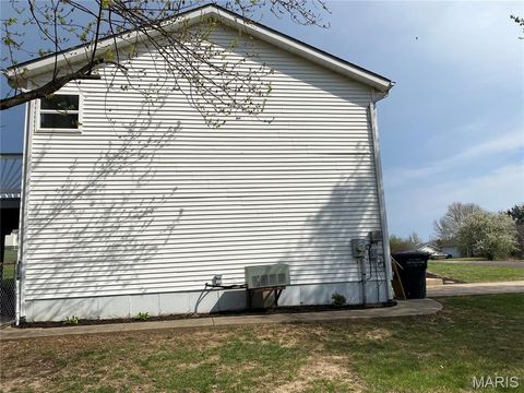 Tiny photo for 6252 Yellow Brick Road, Washington, MO 63090 (MLS # 26018724)