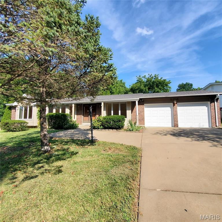 924 Fernview Drive