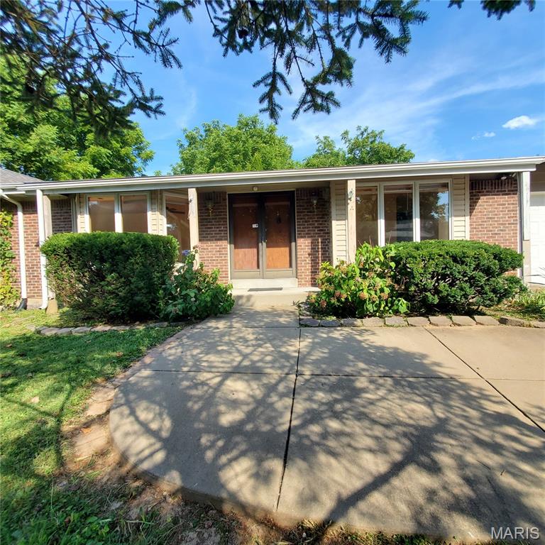 924 Fernview Drive