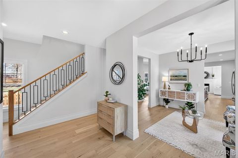 Tiny photo for 416 S Ballas Road, Kirkwood, MO 63122 (MLS # 26000612)