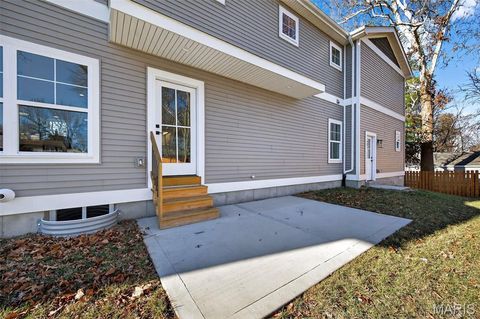 Tiny photo for 416 S Ballas Road, Kirkwood, MO 63122 (MLS # 26000612)