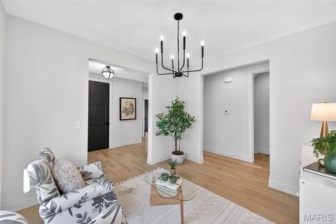 Tiny photo for 416 S Ballas Road, Kirkwood, MO 63122 (MLS # 26000612)