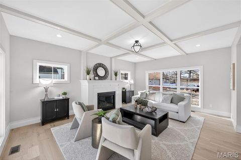 Tiny photo for 416 S Ballas Road, Kirkwood, MO 63122 (MLS # 26000612)