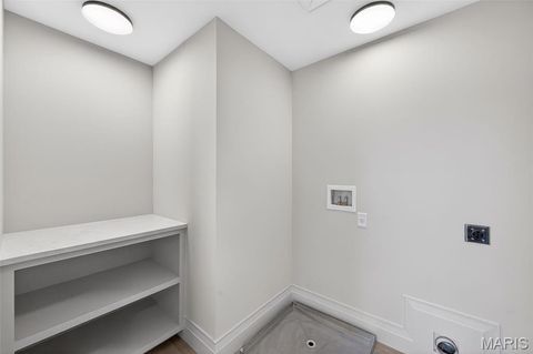 Tiny photo for 416 S Ballas Road, Kirkwood, MO 63122 (MLS # 26000612)