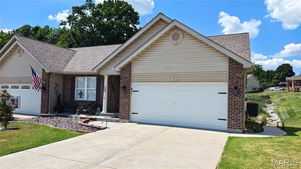5 Jackson Circle
