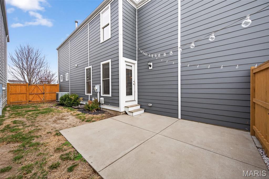 New Town At St Chas #3-B - Residential