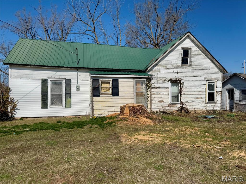 176 N Jackson Avenue