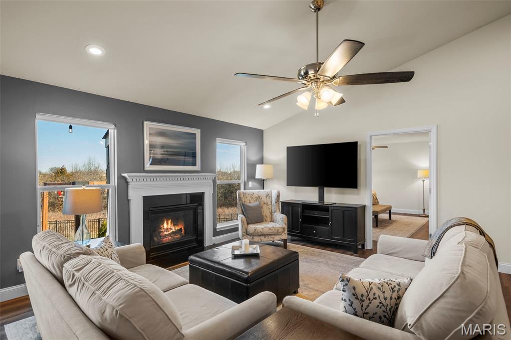 Tuscan Vly Estates Ph One - Residential