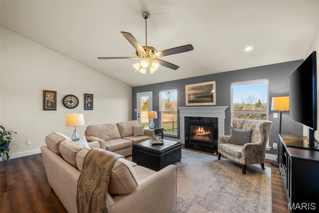 Tuscan Vly Estates Ph One - Residential