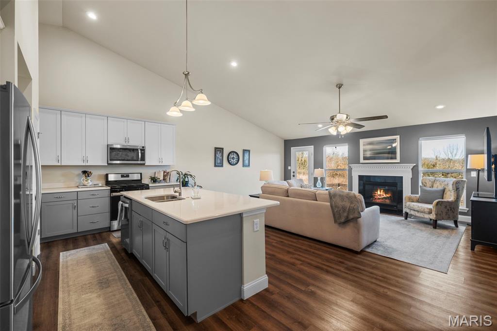 Tuscan Vly Estates Ph One - Residential