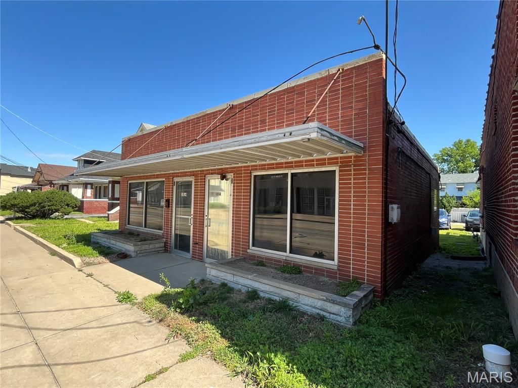 Photo of 1014 1st Capitol Drive, St Charles, MO 63301 (MLS # 26029279)