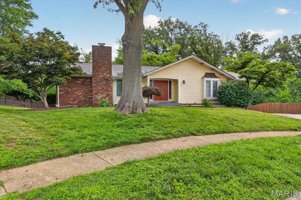 1438 Silverleaf Lane