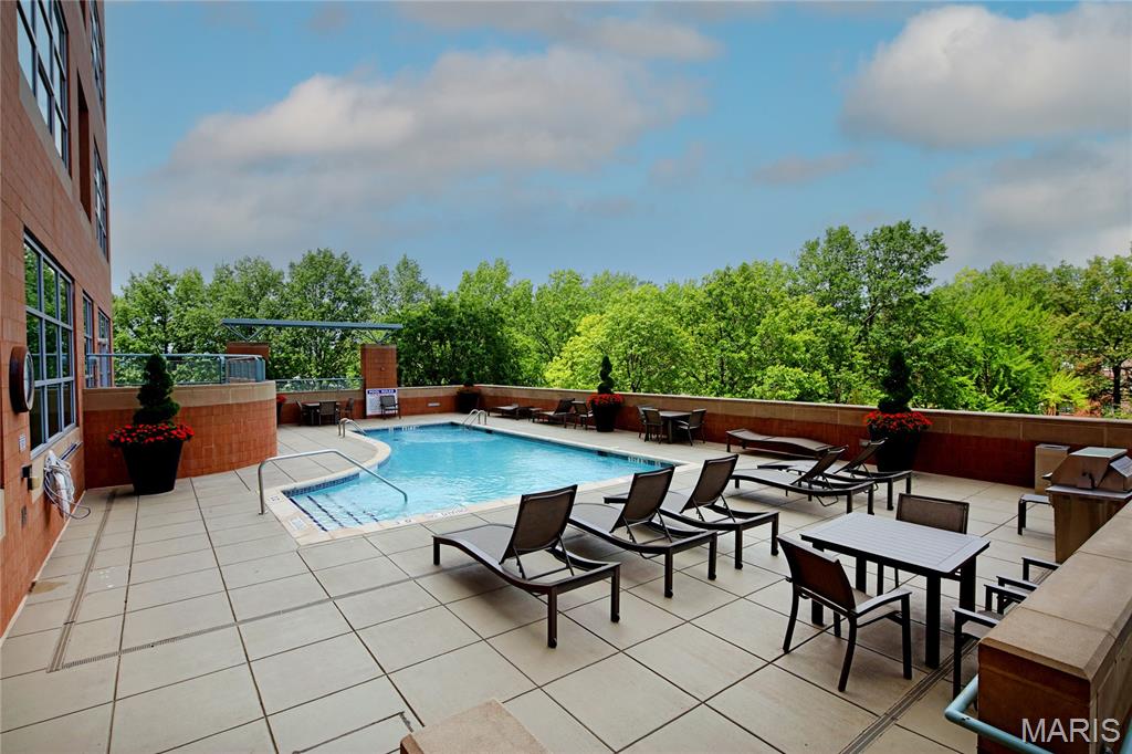 Maryland Walk A Condo - Residential