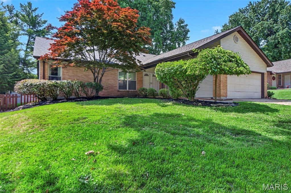 Photo of 12226 Autumn Dale Court, Maryland Heights, MO 63043 (MLS # 26026921)