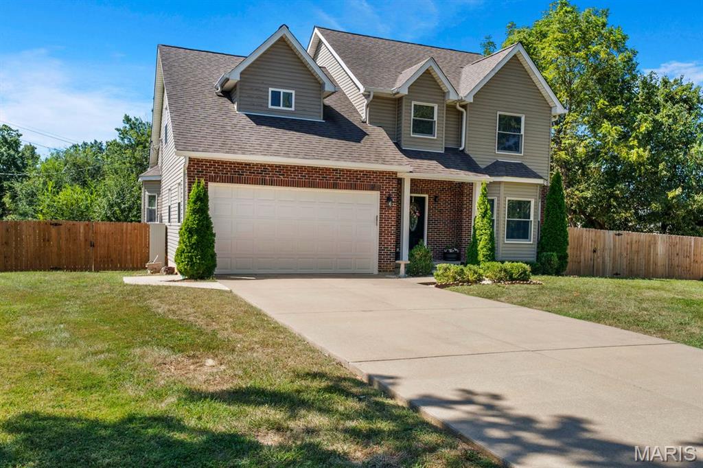 262 Joyce Court