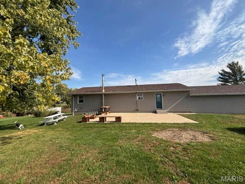 Tiny photo for 2310 Highway D, Philadelphia, MO 63463 (MLS # 26068391)