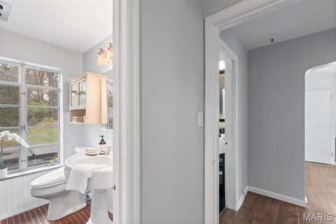 Tiny photo for 581 W Lockwood Avenue, Webster Groves, MO 63119 (MLS # 25074260)