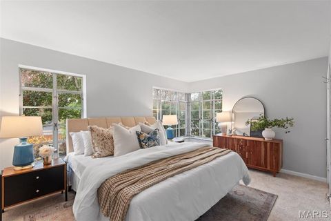 Tiny photo for 581 W Lockwood Avenue, Webster Groves, MO 63119 (MLS # 25074260)