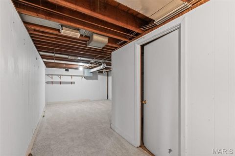 Tiny photo for 581 W Lockwood Avenue, Webster Groves, MO 63119 (MLS # 25074260)