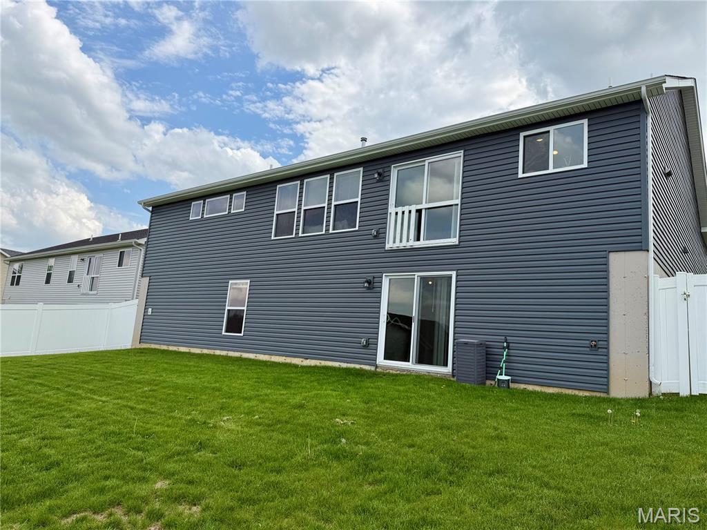 Majestic Lakes - Residential