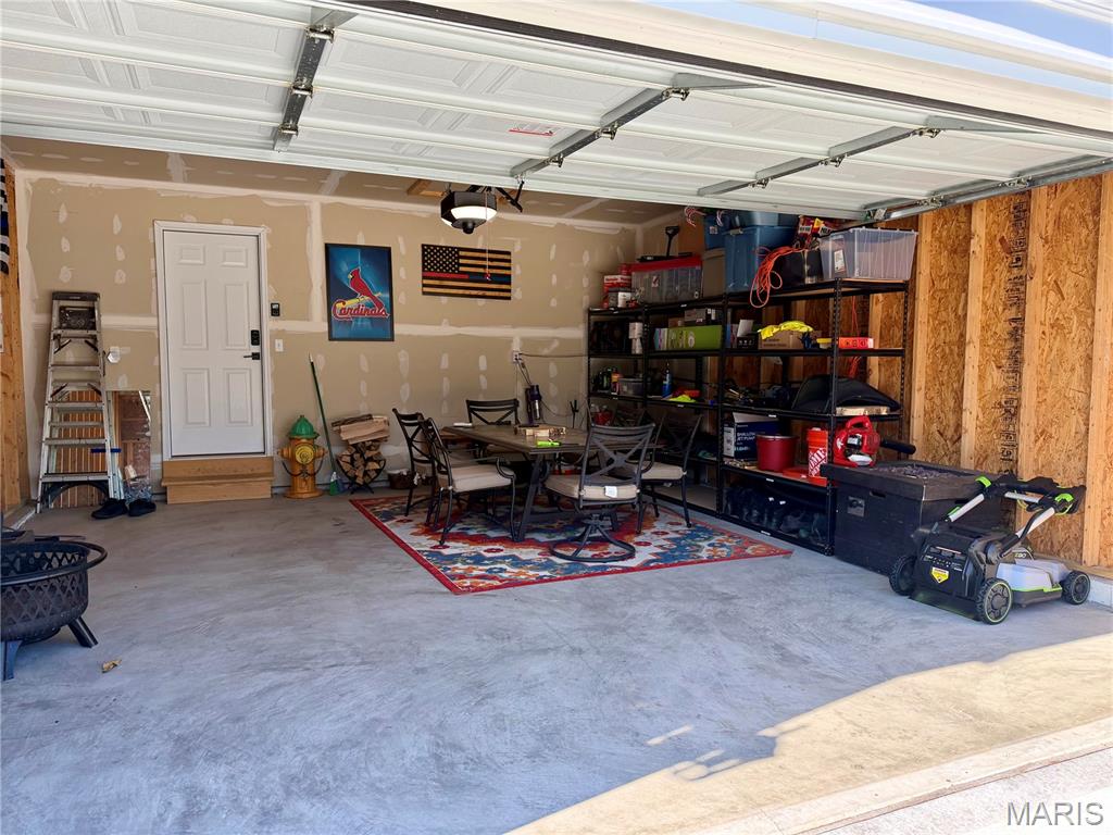 Majestic Lakes - Residential