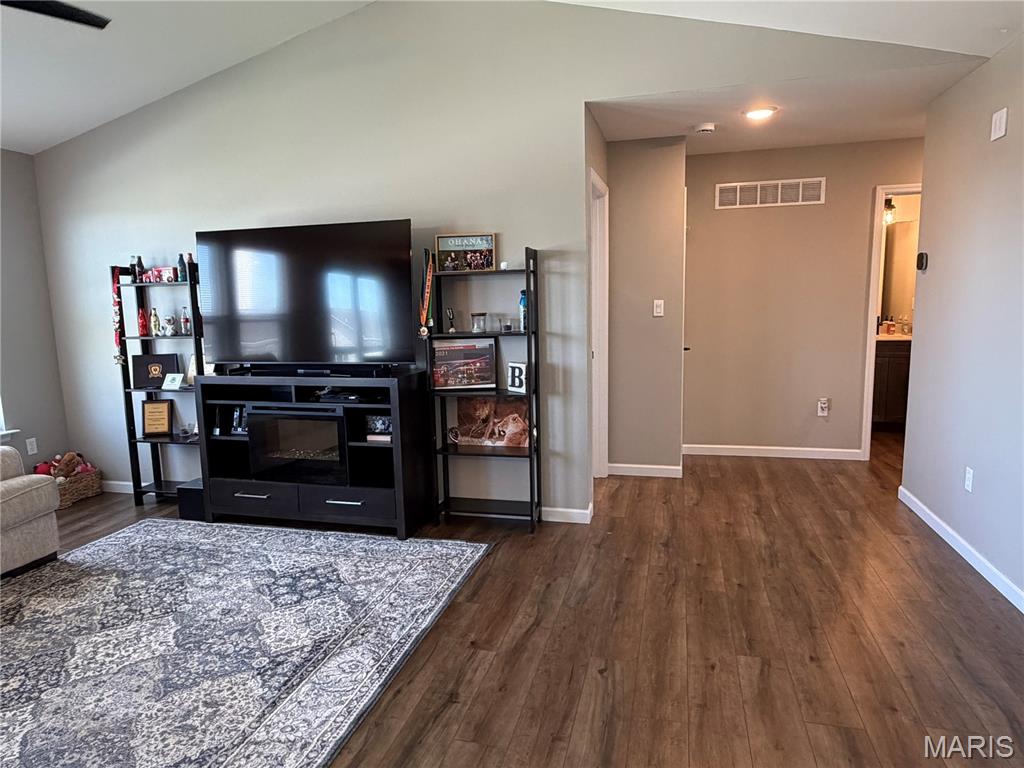 Majestic Lakes - Residential