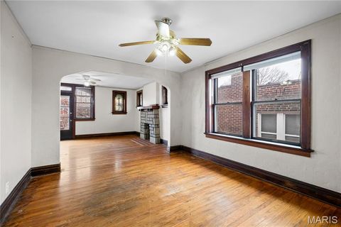 Tiny photo for 3919 Dunnica Avenue, St Louis, MO 63116 (MLS # 26005570)