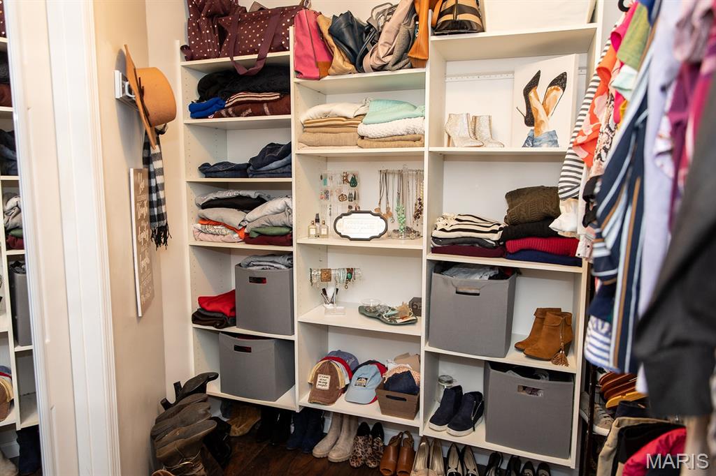 Mastadon Meadows Ph 02 - Residential