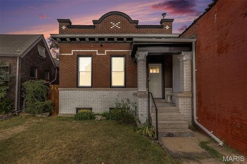 7915 S Broadway St Louis MO 63111