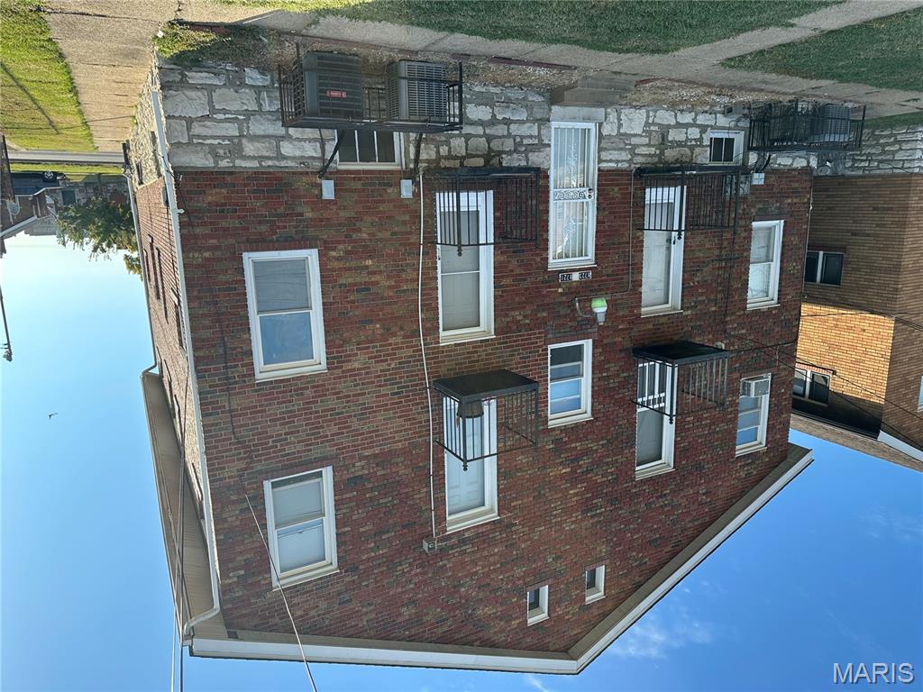 8721 Riverview Boulevard 8321-23