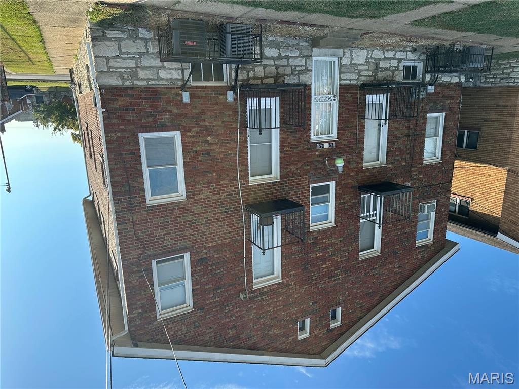 8721 Riverview Boulevard 8321-23