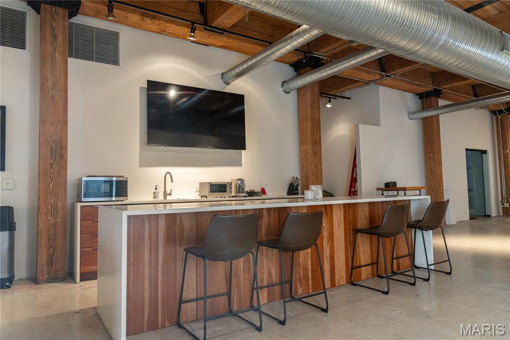 Spool Thread Condos - Commercial Lease